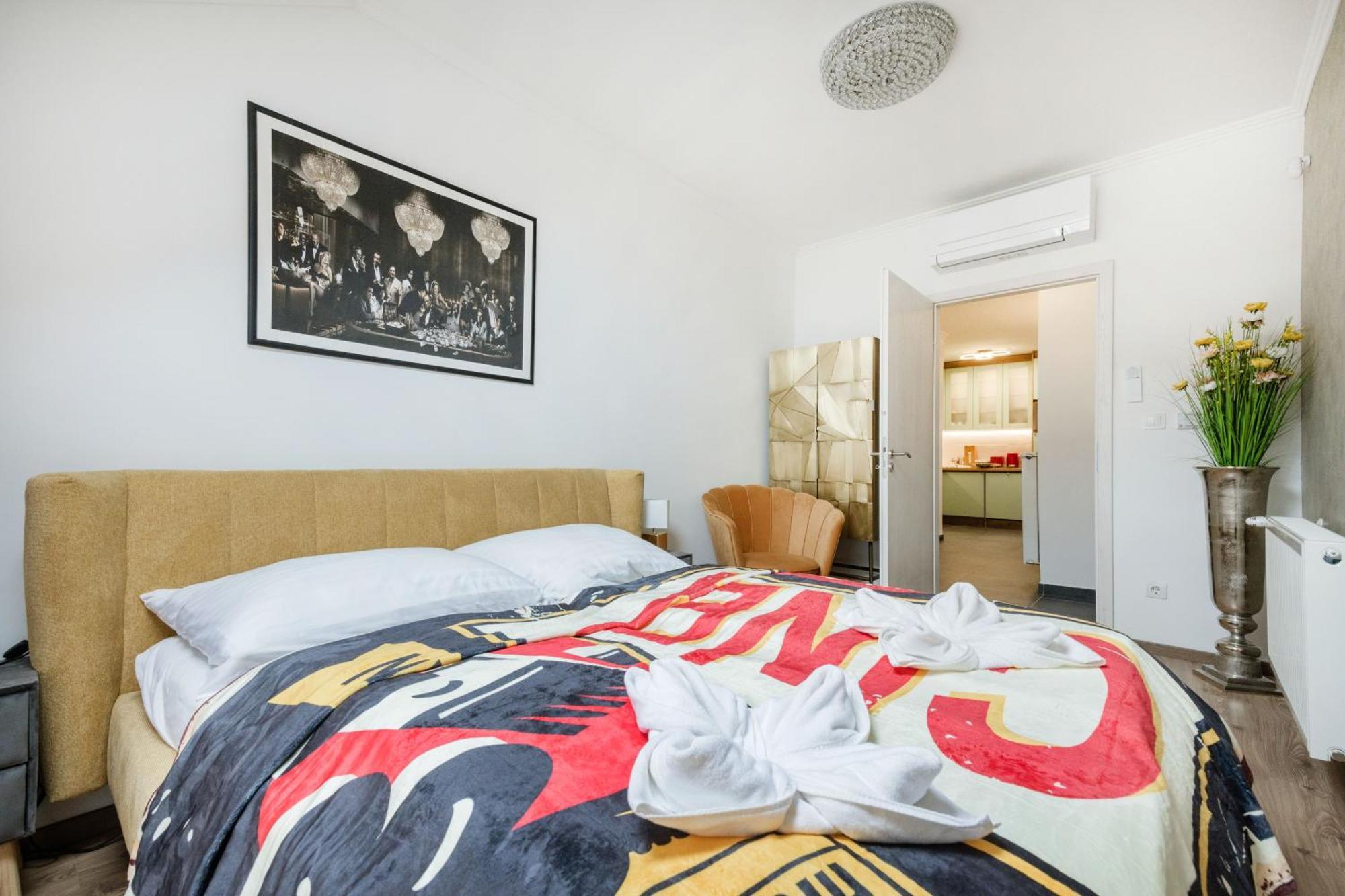 Backstage Loft Apartment บูดาเปสต์ ภายนอก รูปภาพ